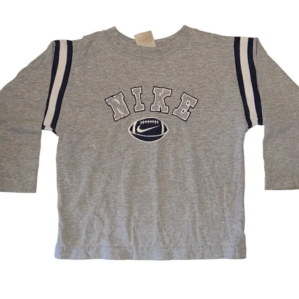 Boys gray Nike football shirt size 4T